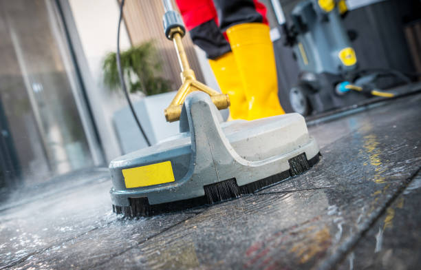 Best Deck Pressure Washing  in New Baltimore, MI